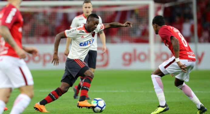 Flamengo perde mais uma no Brasileirão, e torcedores perdem a paciência nas redes sociais