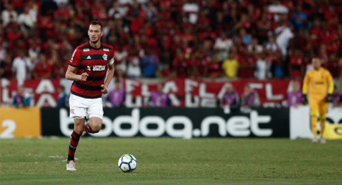Réver volta a criticar gramado do Maracanã: “É melhor jogar fora”