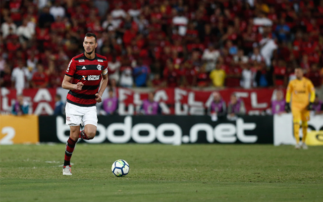 Réver volta a criticar gramado do Maracanã: “É melhor jogar fora”