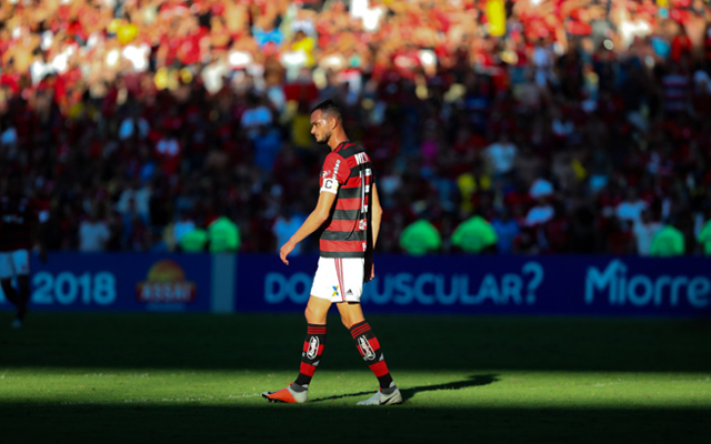 Ex-zagueiro do Flamengo anuncia aposentadoria ao fim de 2023