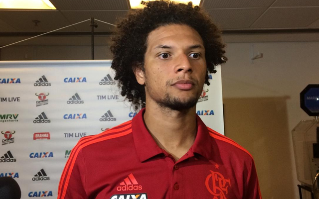 Willian Arão admite frustração por resultado e lamenta chance perdida no fim