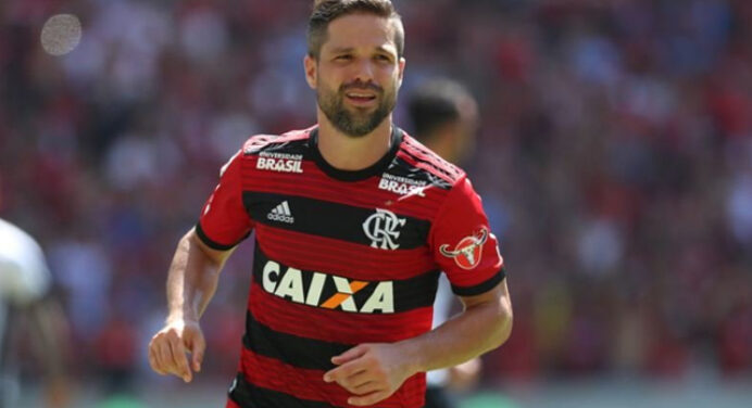 Elano vê Diego fora de posição no Flamengo: “Está tentando se encaixar”