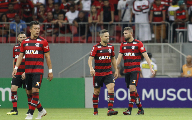 “Esse time do Flamengo não dá certo nem como equipe, nem na individualidade”, diz Celso Unzelte