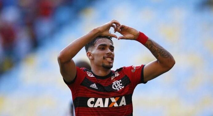 Incansável e versátil: Paquetá volta a se destacar e é um dos trunfos do Flamengo para “decisão” contra o Corinthians