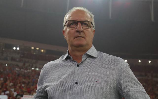 Dorival destaca falta de finalizações do Fla, mas reconhece entrega dos atletas e avalia: “Fizemos um grande jogo”