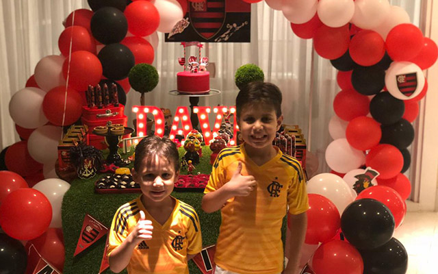 Após posicionamento da diretoria, Diego Alves publica foto de festa do filho com tema rubro-negro