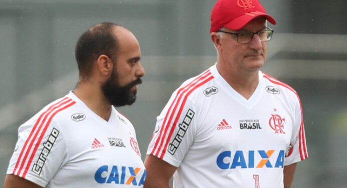 Psicólogo do Flamengo faz trabalho em conjunto com Dorival para elevar autoestima dos jogadores: “Treino está mais vibrante”