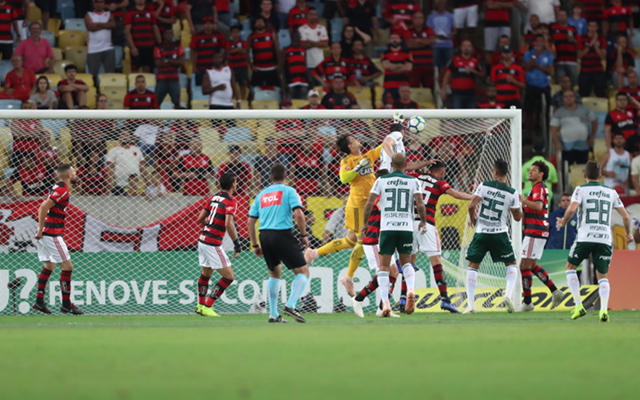 André Rocha: “Palmeiras e Flamengo iguais na força pela esquerda. Empate encaminha taça”