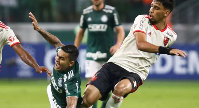 Mauro não crê em jogo de “tudo ou nada” para o Palmeiras contra o Flamengo: “Se perder, continua na frente”
