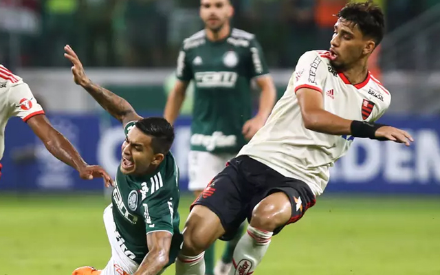 Mauro não crê em jogo de “tudo ou nada” para o Palmeiras contra o Flamengo: “Se perder, continua na frente”