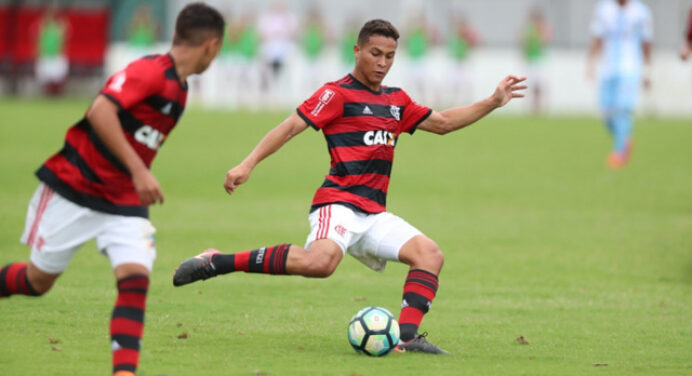 Flamengo goleia o Londrina e passa de fase na Copa do Brasil sub-17