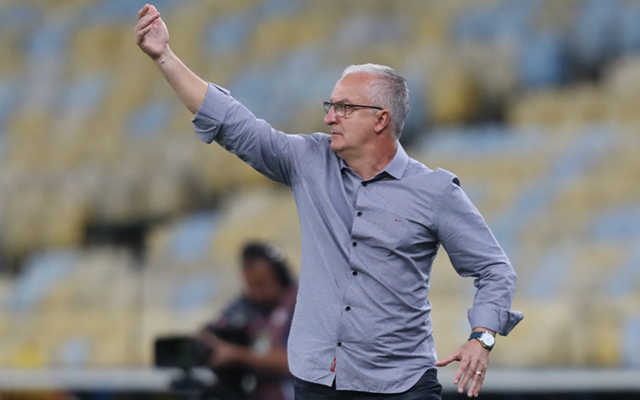 Após dez jogos no comando do Flamengo, Dorival tem aproveitamento de 70% e apenas uma derrota