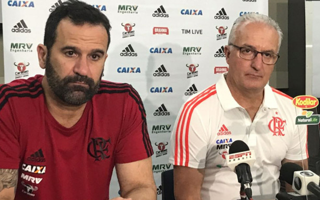 Dorival nega que clima político esteja interferindo no futebol do Flamengo