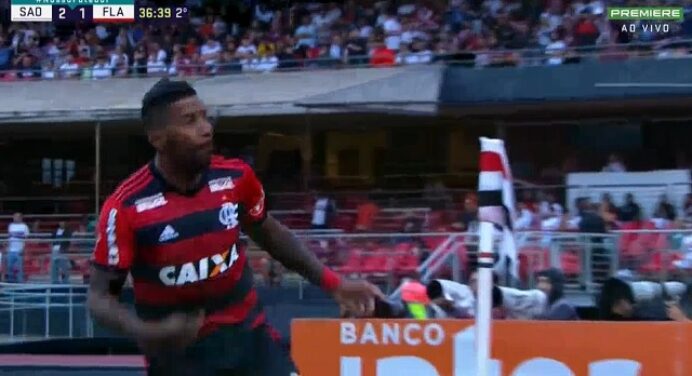 Gol do Mengão! Vitinho faz grande jogada e Rodinei empata novamente diante do São Paulo