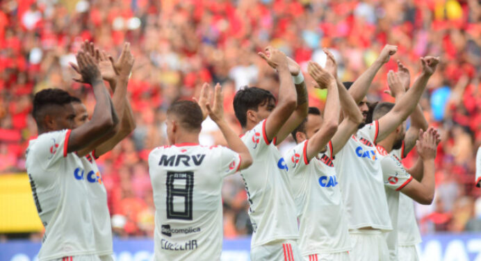 Vitória sobre o Sport faz Flamengo aumentar chances de título para 4%, segundo matemático