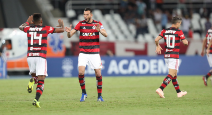 Fla joga mal, toma dois gols no primeiro tempo e não consegue reverter o placar; veja avaliação dos jogadores
