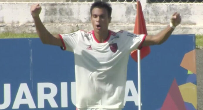 GOOOOOL DO MENGÃO! Reinier abre o placar para o Flamengo na Copinha