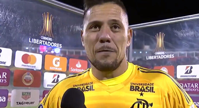 Destaque na altitude de Oruro, Diego Alves exalta trabalho defensivo do Flamengo: “Espetacular”