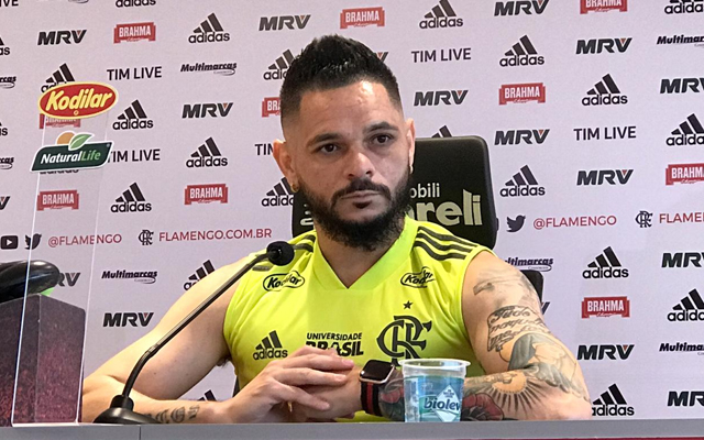 Pará cita contrato perto do fim com o Flamengo, mas garante: “Me sinto em casa, estou focado”