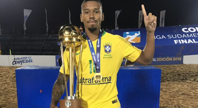 Flamengo Beach Soccer anuncia contratação de Paulo Henrique, camisa 10 da Seleção sub-20