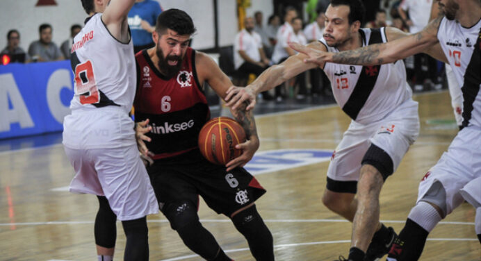 Flamengo faz um ponto para cada comentário com nome “Vasco” e atropela cruzmaltinos no basquete