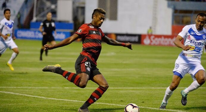 Bruno Henrique fala sobre sequência de jogos em casa: “É o fator pra gente se classificar na Libertadores”