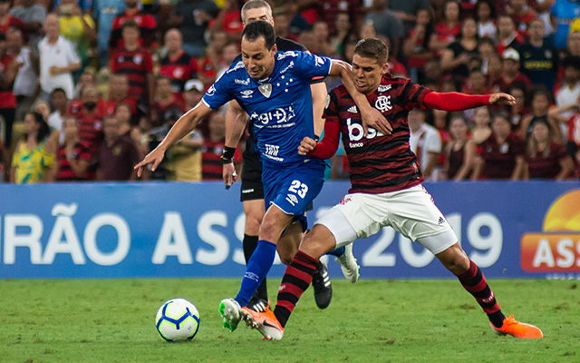 Flamengo figura entre os times com mais desarmes na primeira rodada do Brasileirão; confira estatísticas