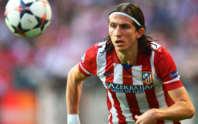 Atlético de Madrid prepara oferta por renovação de Filipe Luís, revela jornal espanhol