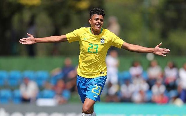 Flamengo contrata atacante da Seleção Brasileira sub-15