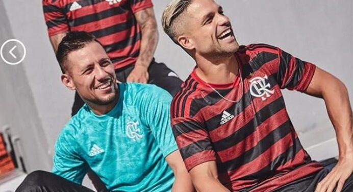 Flamengo pode estrear Manto de goleiros contra o Cruzeiro
