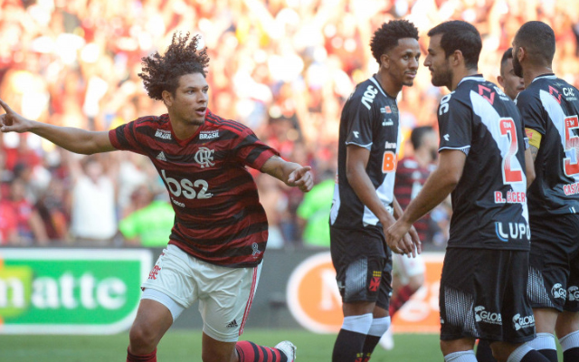 “Tenho liberdade para chegar à frente”, diz Willian Arão sobre estilo de jogo do Flamengo