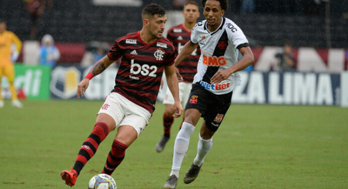 Arrascaeta revela pedido de Abel e celebra boa atuação contra o Vasco: “Sensação de dever cumprido”