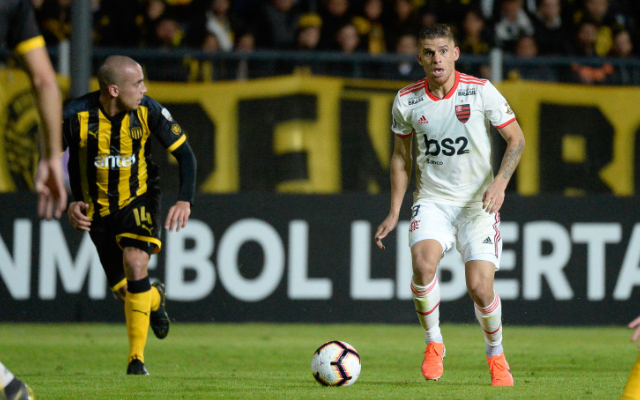 Cuéllar tem mais uma atuação de gala na Libertadores contra o Peñarol