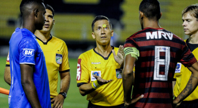 Jogador do Flamengo manda recado em rede social após eliminação na Copa do Brasil sub-20