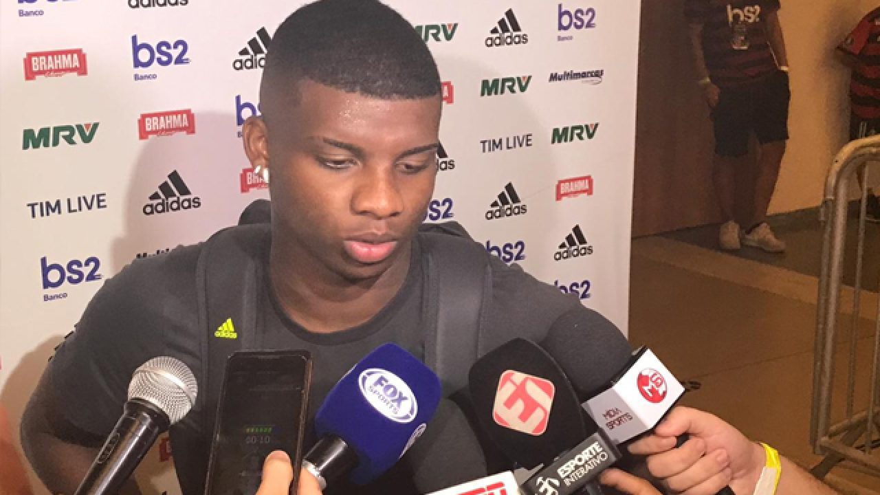 Comentaristas montam barca de jogadores que devem deixar o Flamengo -  Flamengo | Coluna do Fla