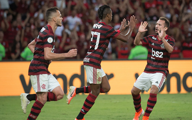 Casas de apostas veem o Flamengo como favorito em confronto com o CSA pelo Brasileirão