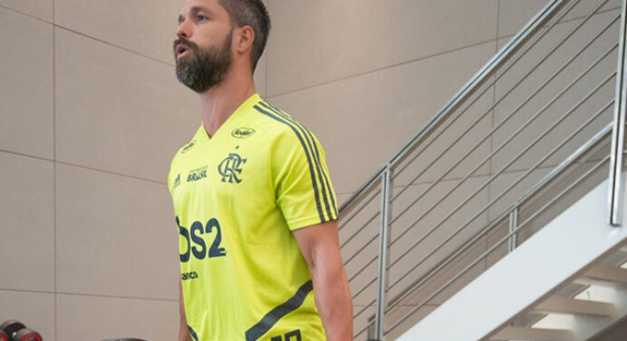 Contra o tempo! No dia de folga, lesionados se apresentam no Ninho e trabalham em período integral