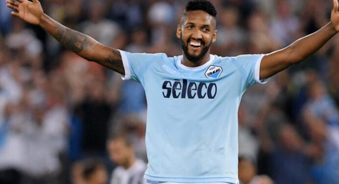 Flamengo acerta empréstimo do zagueiro Wallace, da Lazio, informa jornalista italiano