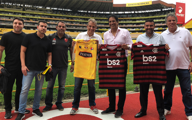 Dirigentes do Flamengo, Bap e Cacau Cotta são recepcionados pelo Barcelona de Guayaquil no Equador