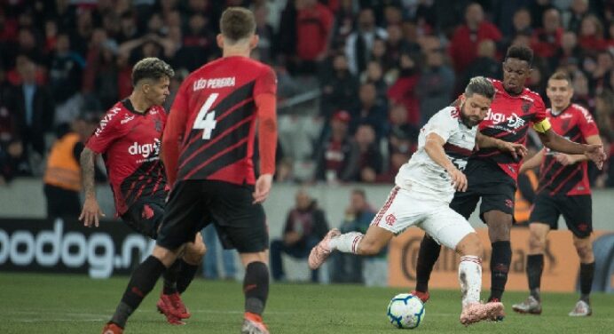 Diego analisa resultado e projeta duelo no Maracanã: “Agora é ir com tudo na nossa casa”