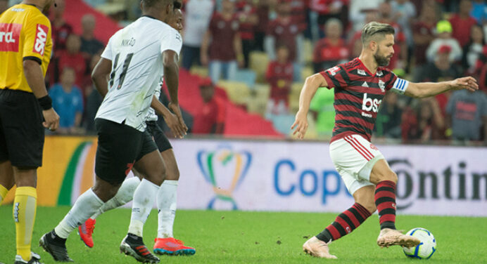 Diego e Everton Ribeiro têm atuações apagadas em eliminação do Flamengo; veja as notas dos jogadores
