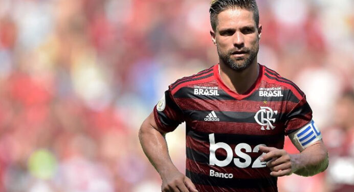 Diego revela visita ao Ninho antes de jogo contra o Emelec: “Precisava abraçar meus companheiros”