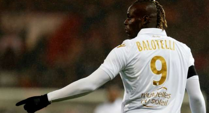 Jornalista elogia qualidade de Balotelli, mas levanta dúvidas sobre possível contratação do Flamengo