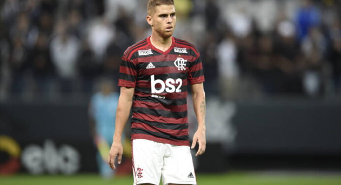 Mauro Cezar destrincha proposta do Al Hilal por Cuéllar: “Vai ganhar mais, mas a diferença não é gritante”