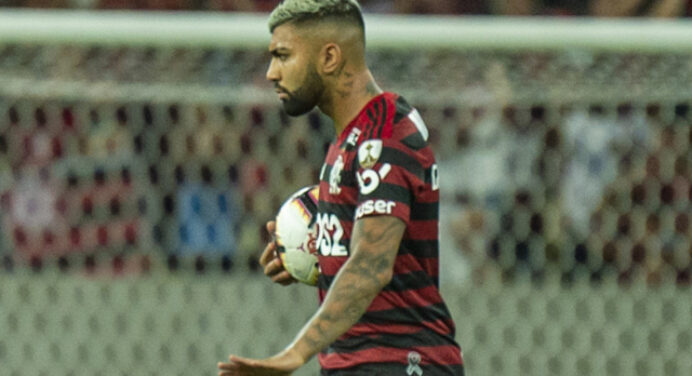 Inter quer diminuir percentual na venda de Gabigol e dificulta acerto com o Flamengo, revela Mauro Cezar