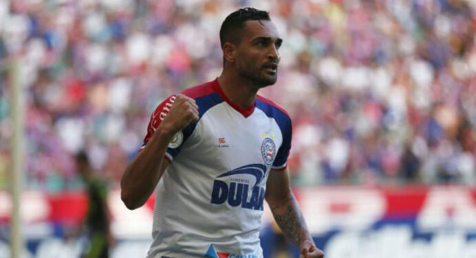 Atacante do Bahia, Gilberto reforça desejo de jogar no Flamengo: “Tenho esse sonho e quero realizar”