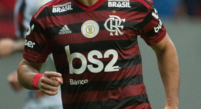 Conselho do Flamengo aprova novo uniforme do clube para 2021