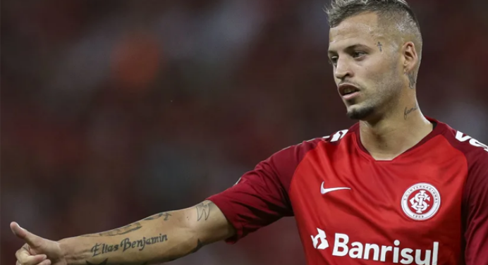“Podemos fazer uma boa partida”, garante atacante do Inter sobre duelo contra o Flamengo no Maracanã