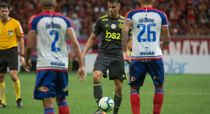 Comentarista vê jogo contra o Avaí como “ideal” para Reinier atuar como titular pelo Flamengo