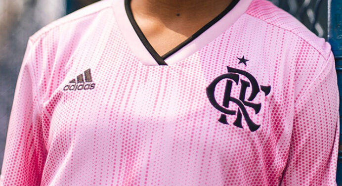 Flamengo e Adidas lançam nova camisa rosa; ideia é conscientizar sobre câncer de mama